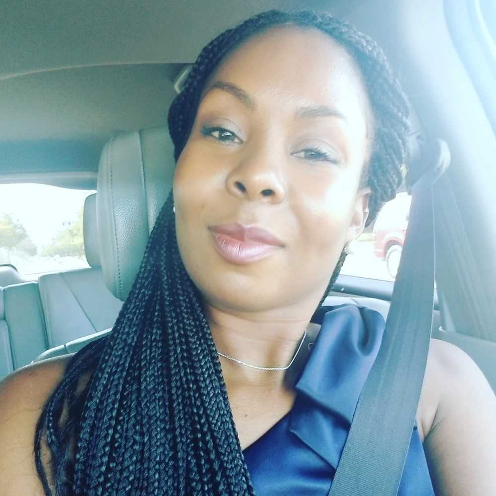 Meet your Posher, Latisha